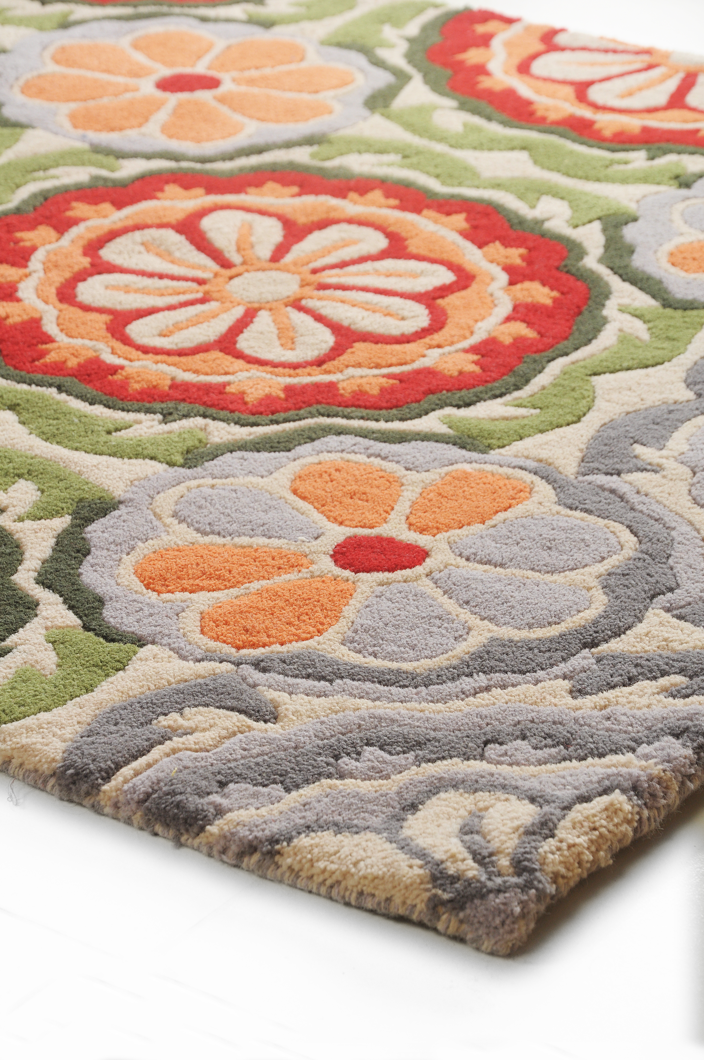 buy rugs online, grey motif rug, flower rug, floral rug, area rugs, buy living room rugs, grey flower rugs, colorful rugs, littlelooms rugs, handmade rugs, hand tufted rugs, bedroom rugs