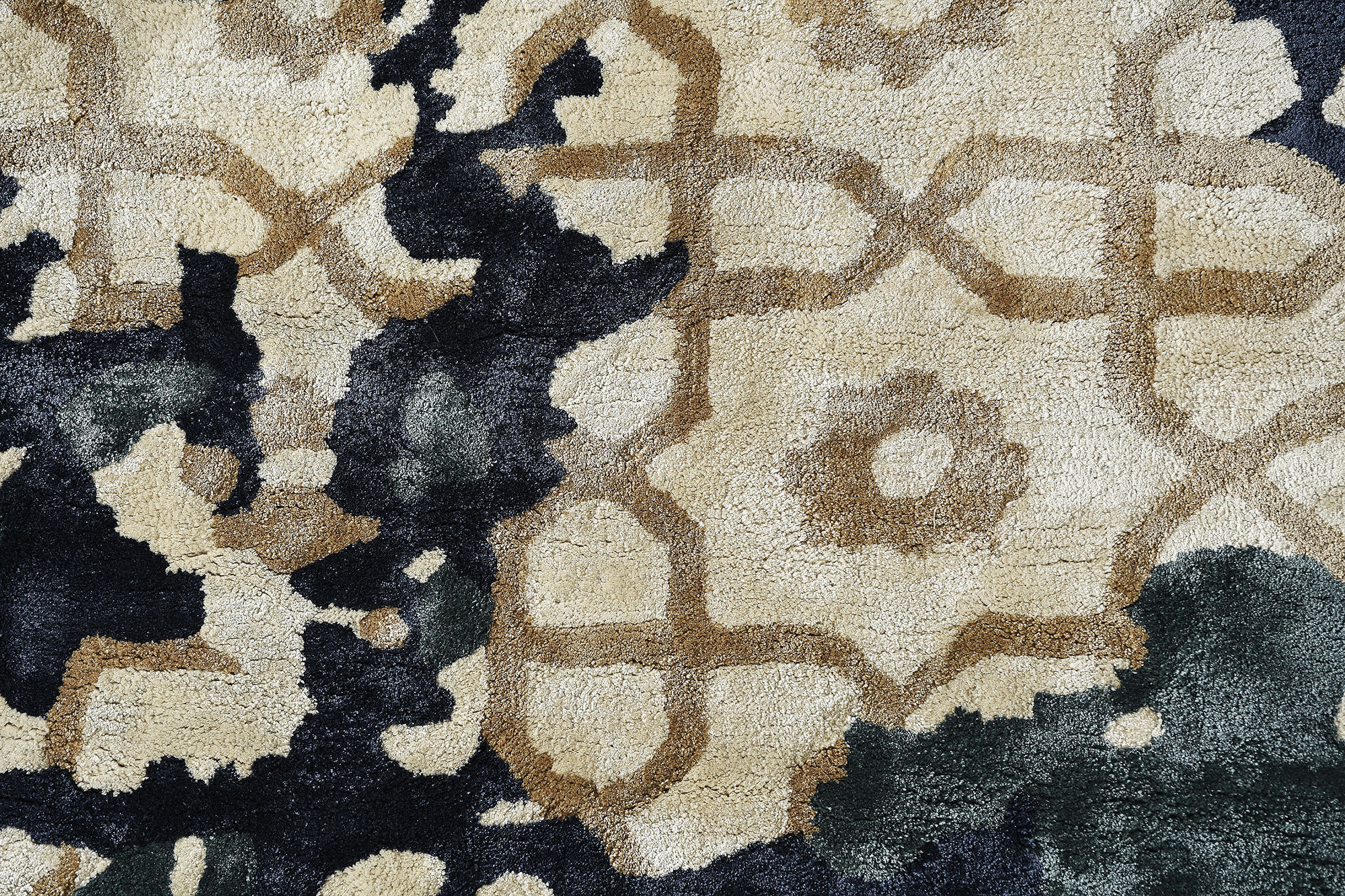 Lattice Rug (BLUE) - Image 4
